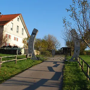 Inn Allgaeu Meadow Ranch Hergatz